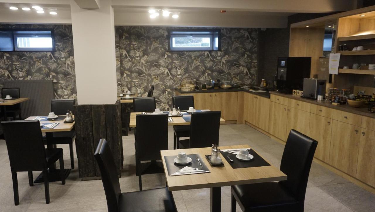 圣丹尼尔酒店 Péruwelz 外观 照片