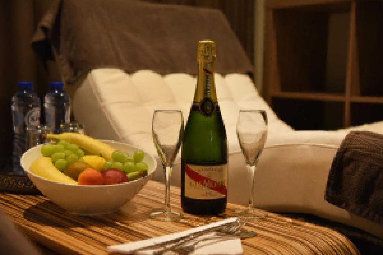 圣丹尼尔酒店 Péruwelz 外观 照片